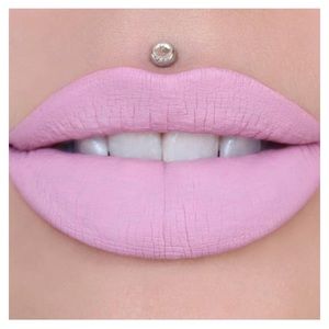Jeffree Star Velour Liquid Lipstick in Virginity